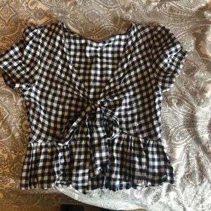 Brandy Melville front tie tshirt